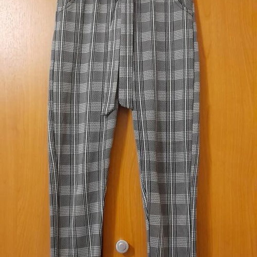 Gray checked leggings pants new, size L-XL