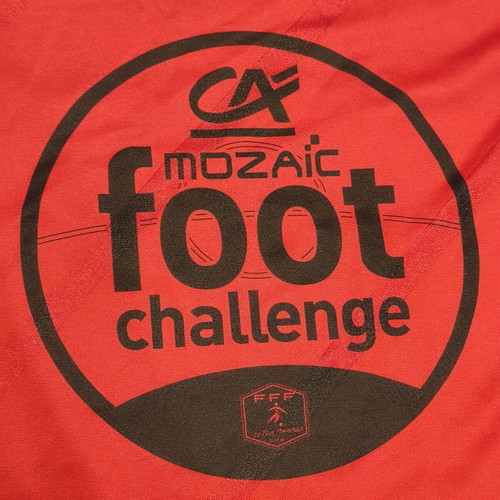 Adidas Red Soccer Jersey CA Mozaic Foot Challenge FFF #9 Size M used