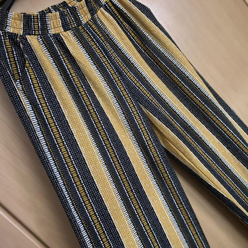 Patterned pants new, size L, multicolor