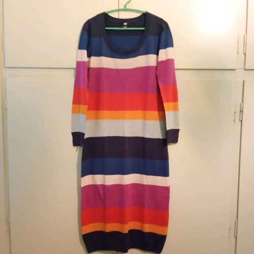 Long knitted dress H&M colorful like new, size S/M