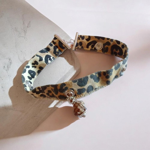 Handmade choker necklace with recycled denim leopard and shell pendant