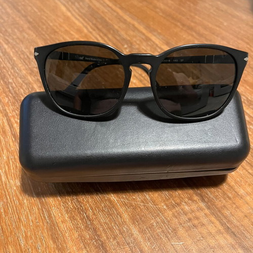Persol PO3007-S 9000/58 Polarized Sunglasses like new, matte black