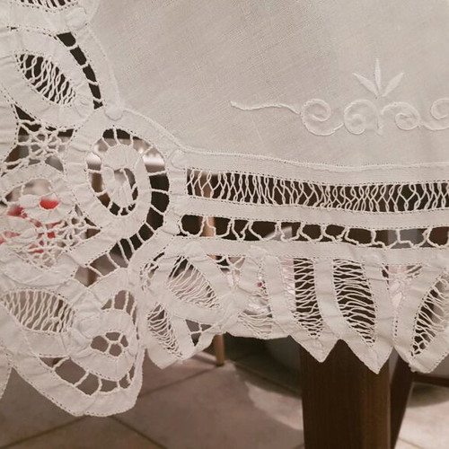 Tablecloth for Rotonda round 1.59m handmade like new
