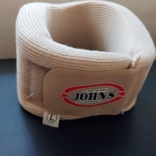 Orthopedic cervical collar like new, size Large