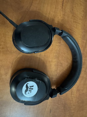 Razer wired gaming headset like new