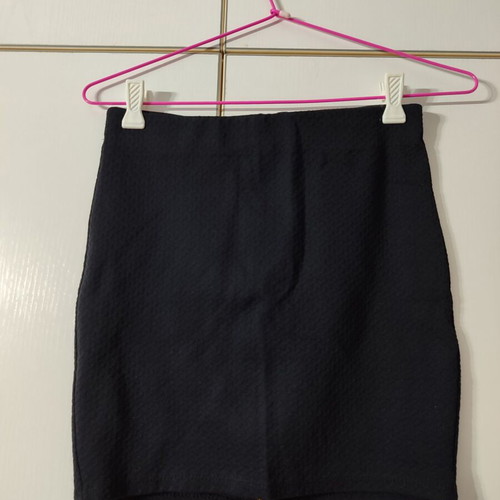 Bershka skirt black small with zipper like new