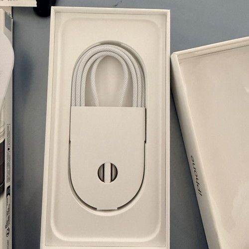 iPhone 16 Pro Max Desert Titanium 256GB