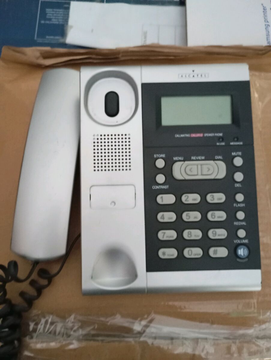 Alcatel 29362 Analog Phone like new,… - € 9,99 - Vendora.cy