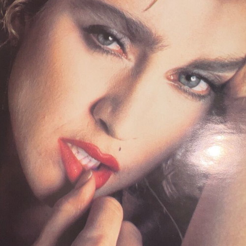 Madonna Hardcover book like new, 74 pages, Greek