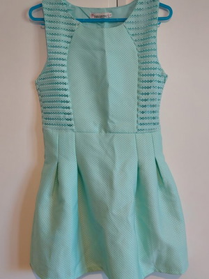 Dress size S turquoise like new with side zipper and lining