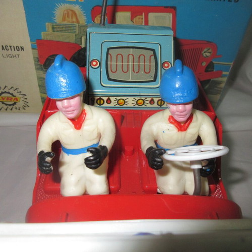Greek Fire Chief Battery Operated Jeep Lyra 70s new in box