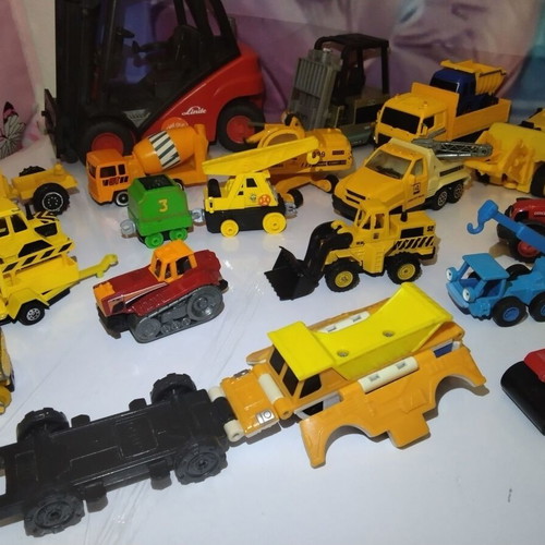 Vintage construction vehicles collection, 20 pieces, used