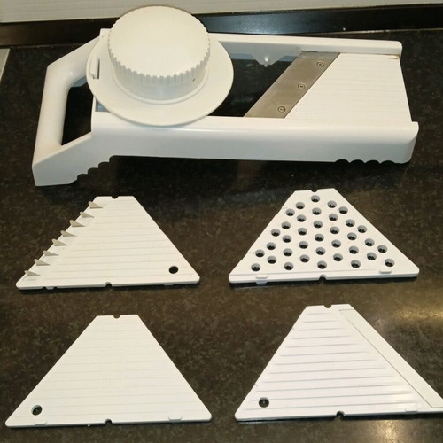 Vegetable slicer like new