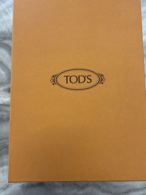 Tod's white leather sneakers size 40.5 with box and dust bag