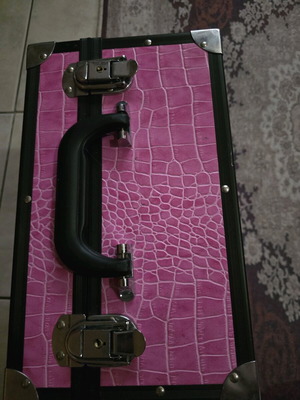 Beauty case used, pink, good condition