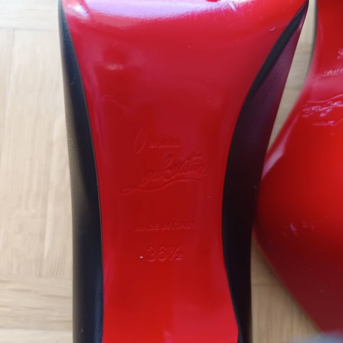 Christian Louboutin black pumps like new, size 36.5