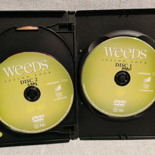 Weeds 4 Seasons DVD used with Greek subtitles