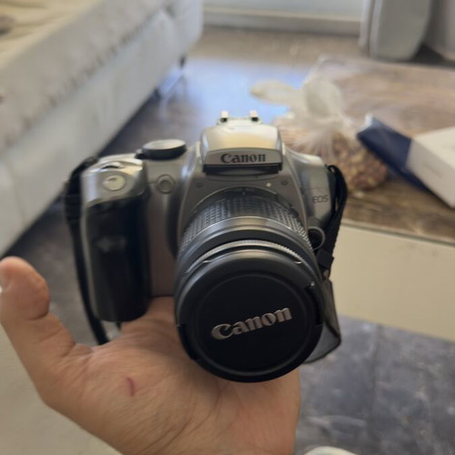 Canon EOS 300D camera with 28-80 lens and SD card used