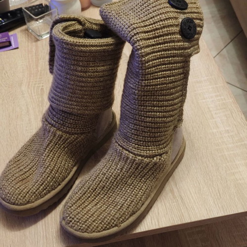 Ugg Classic Cardy knitted women's boots used, size 38, beige