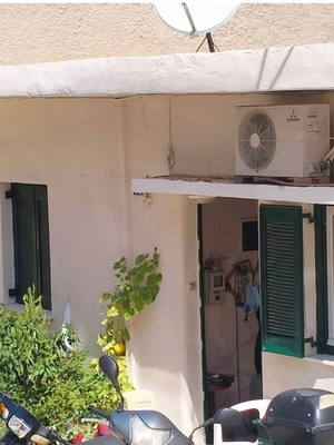 Detached house 78 sqm with storage, garden and view in Agia Sofia Piraeus
