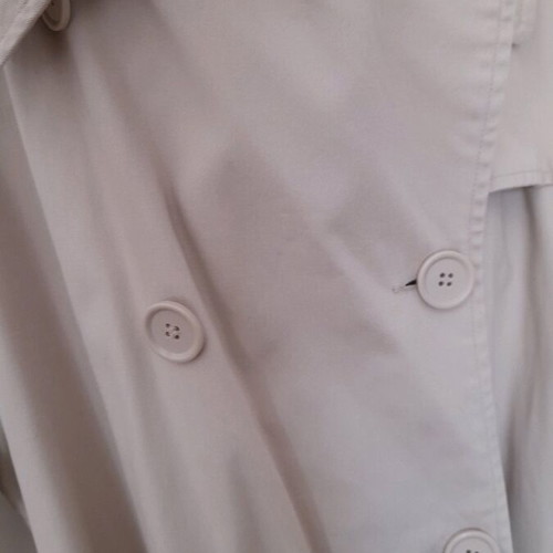 Classic women's beige trench coat L with belt like new