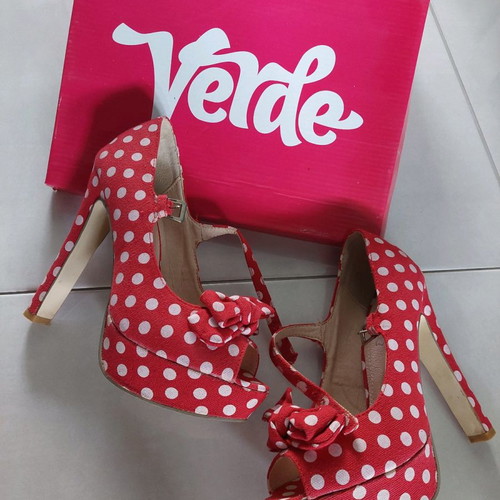 Verde sandals used, red with white polka dots, high heel, size 37