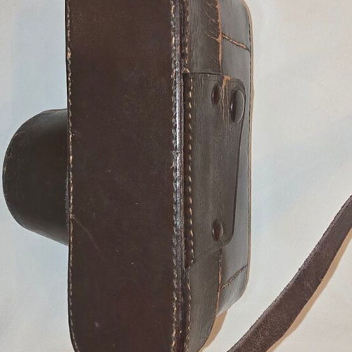 Leica φωτογραφική μηχανή μεταχειρισμένη με θήκη, φακό και φωτόμετρο