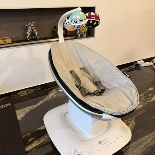 Electric baby rocker like new with motion, vibration and music