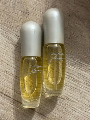 Mini perfume set 2 pieces like new, elegant glass bottles