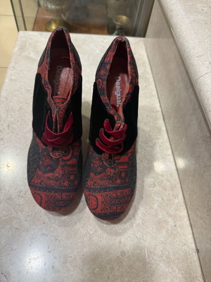 Desigual shoes like new, size 38