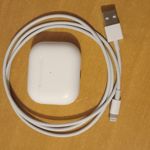 Swissten power bank 20000mAh with Hoco wireless earbuds new