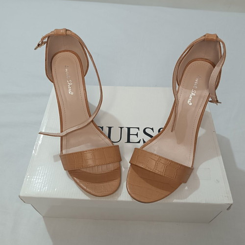 Sweet Shoes Croco Camel sandals size 40, new with thick heel