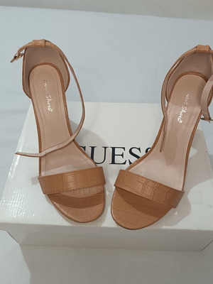 Sweet Shoes Croco Camel sandals size 40, new with thick heel
