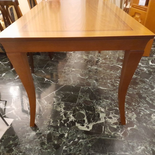 Classic style wooden sideboard and dining table set