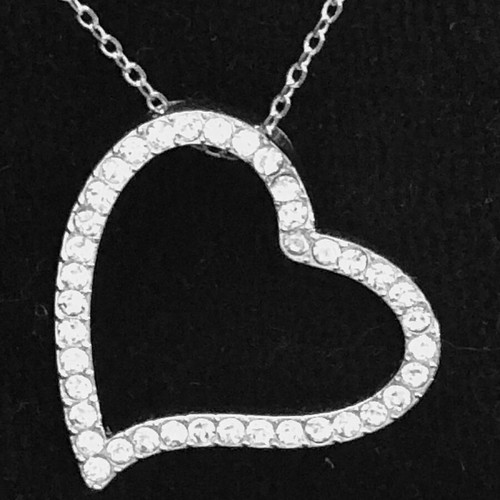 Swarovski heart-shaped pendant used with chain