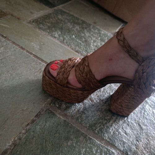 Castaner platform sandals size 37 like new, brown, comfortable