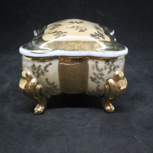 Antique porcelain footed fondue dish from Japan used