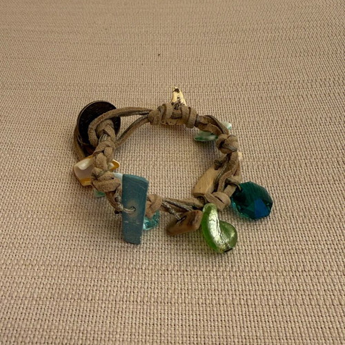 Green leather bracelet like new