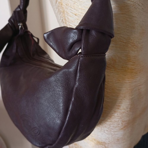 Blumarine vintage shoulder bag leather, like new, brown