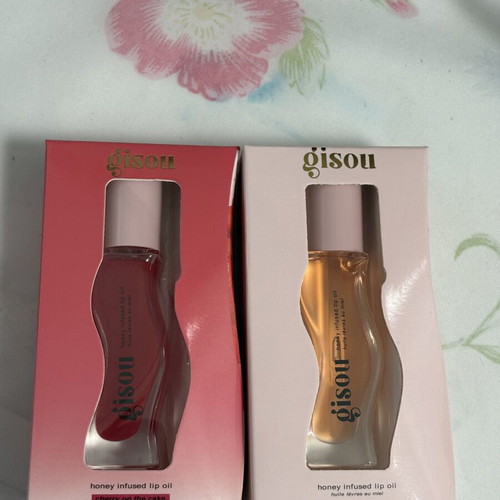 Gisou Infused Lip Oil new