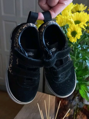 Vans kids shoes used leopard pattern in good condition