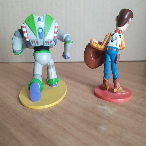 Toy Story, 2 figures (Woody & Buzz), in very good condition