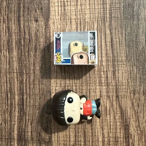 Kinder Joy and Funko Bitty 1/6 Chase new