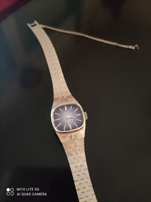 Seiko women's watch like new, silver, WGP back, st. steel, Japan