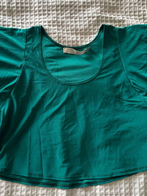 Crop top emerald green Madame Shou Shou new without tags, S