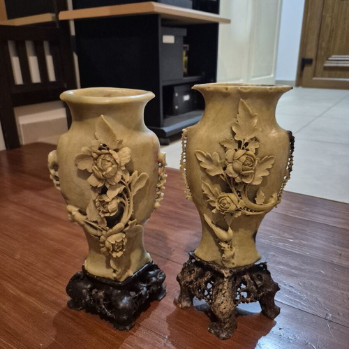Chinese soapstone vases pair used, Republic period 1910–1950