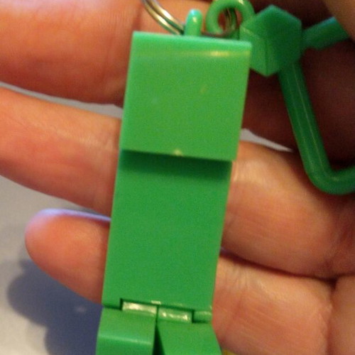 Minecraft Creeper Keychain like new