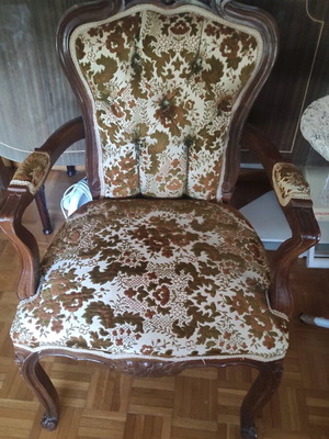 Vintage living room set like new, carved walnut, 1 four-seater, 2 armchairs, 2 chairs