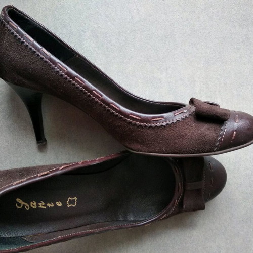 Sante brown leather pumps like new, size 36