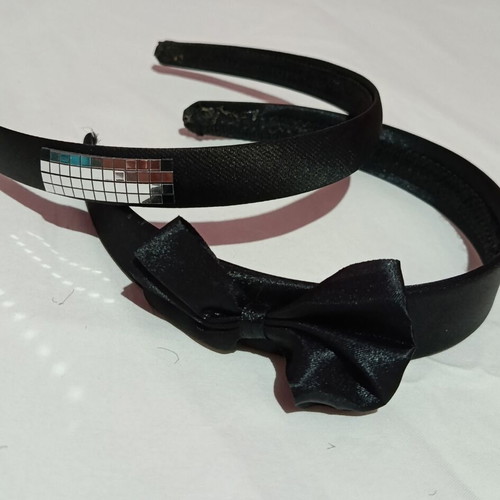 Set of 2 black satin hairbands with bow and shiny tiles, like new